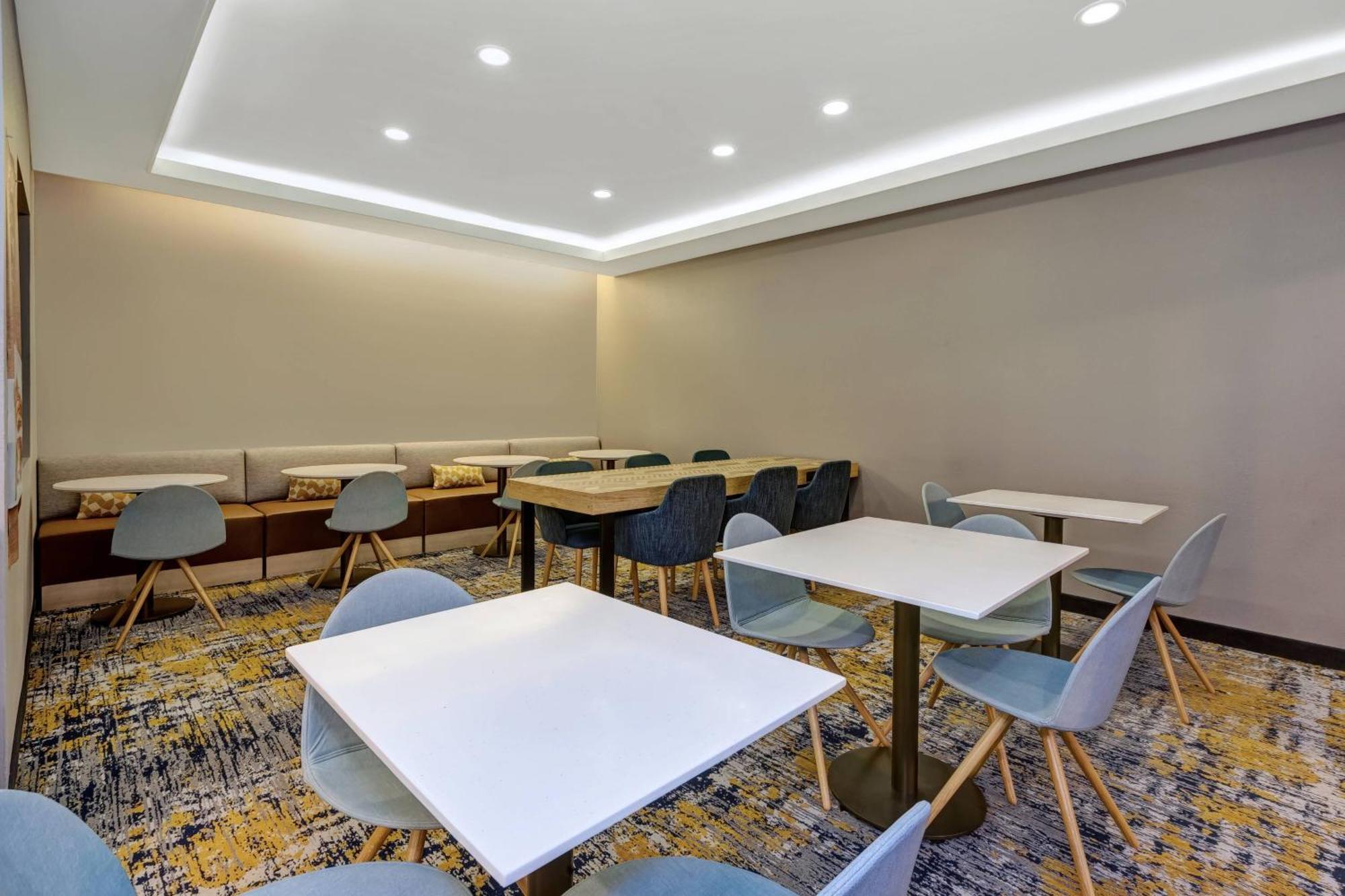 Towneplace Suites By Marriott Nashville Airport Esterno foto