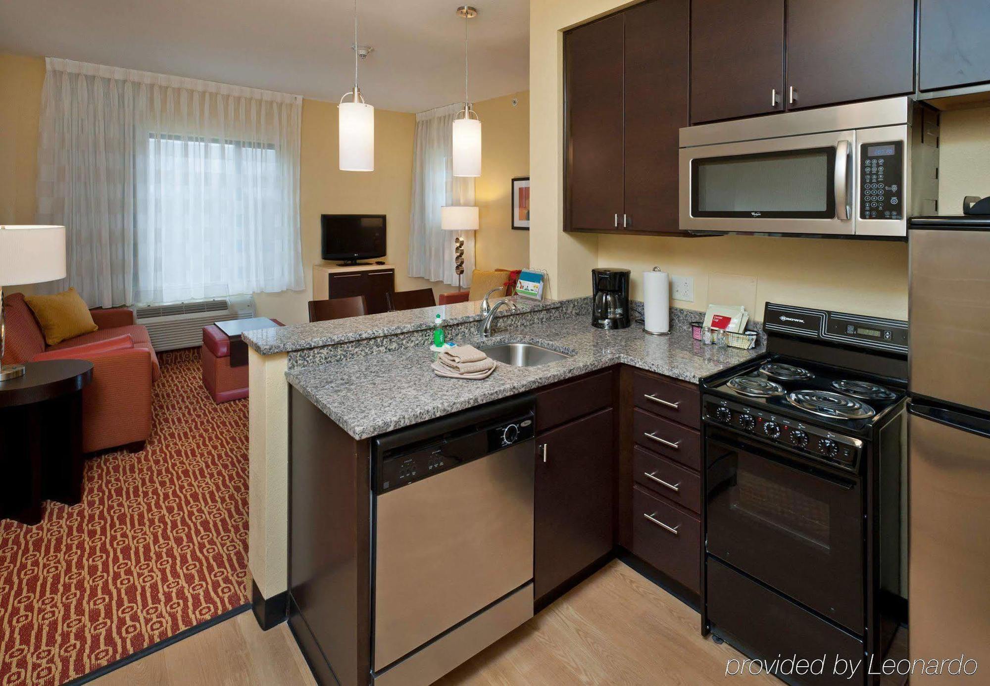Towneplace Suites By Marriott Nashville Airport Esterno foto