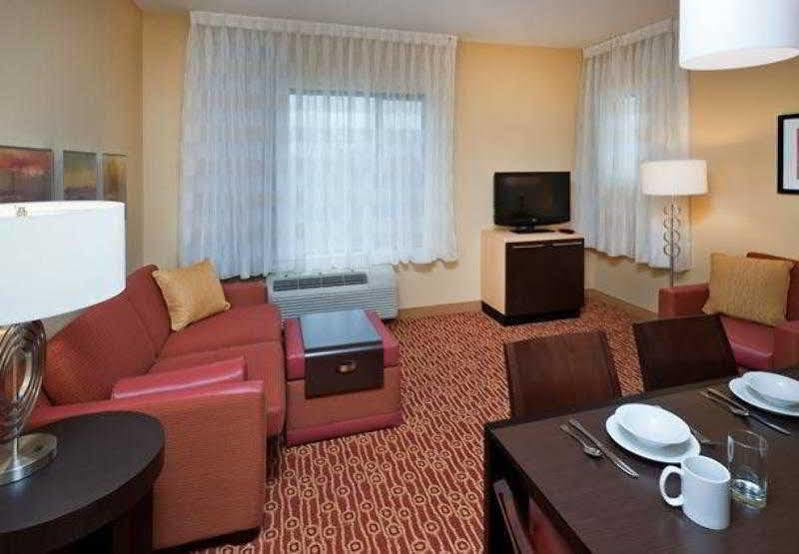 Towneplace Suites By Marriott Nashville Airport Esterno foto